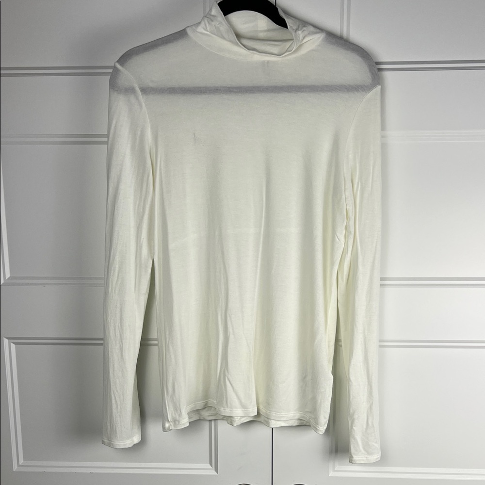 Banana Republic White Long Sleeve Tee